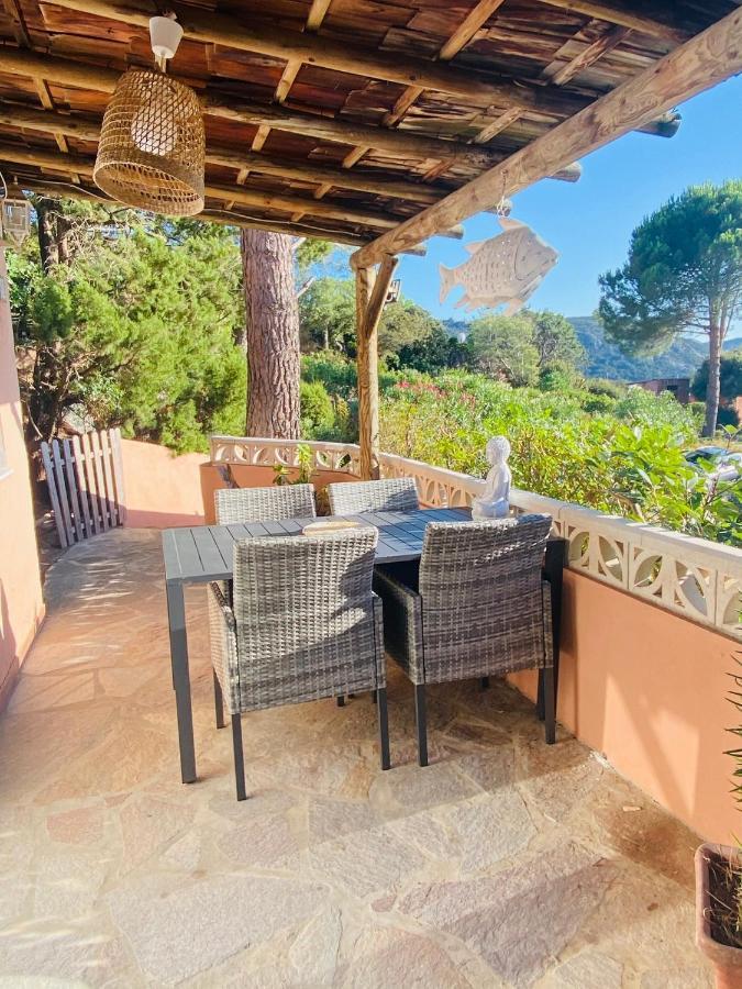 بورتو فيكشْيو Residence Bellavista A Santa Giulia, Proche De La Plage Et Vue Mer المظهر الخارجي الصورة