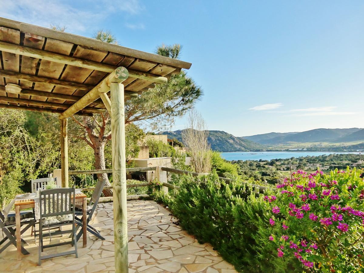 بورتو فيكشْيو Residence Bellavista A Santa Giulia, Proche De La Plage Et Vue Mer المظهر الخارجي الصورة