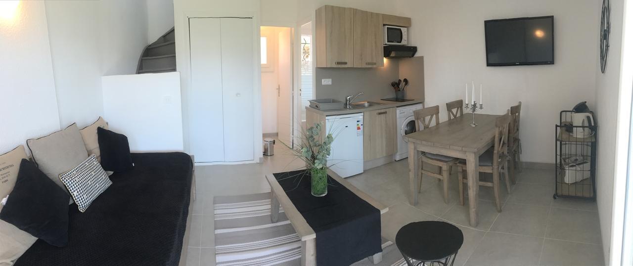 بورتو فيكشْيو Residence Bellavista A Santa Giulia, Proche De La Plage Et Vue Mer المظهر الخارجي الصورة