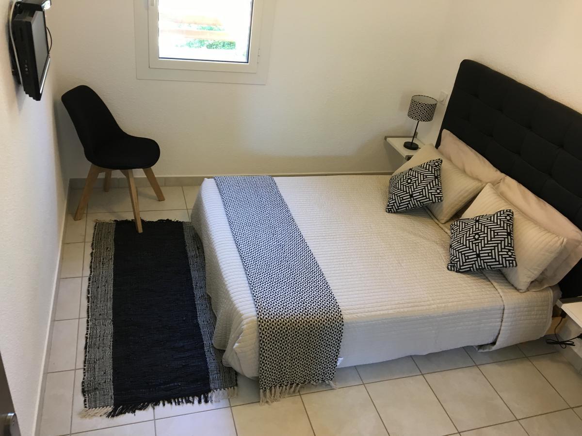 بورتو فيكشْيو Residence Bellavista A Santa Giulia, Proche De La Plage Et Vue Mer المظهر الخارجي الصورة